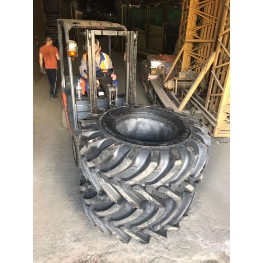 Шинокомплект 21.3/70-24 NORTEC H-05 PR16 160A8 TT
