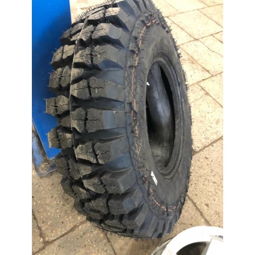 Шинокомплект 215/90-15C Forward Safari 510 99K TT