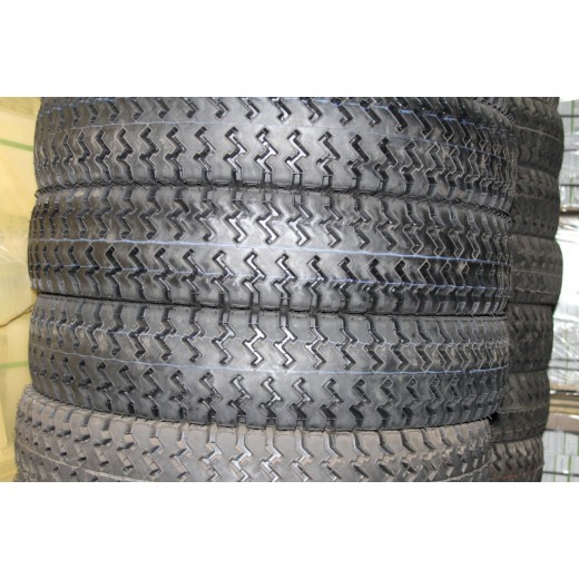 Шинокомплект 8.25R20 Алтайшина 111 122J PR10 TT