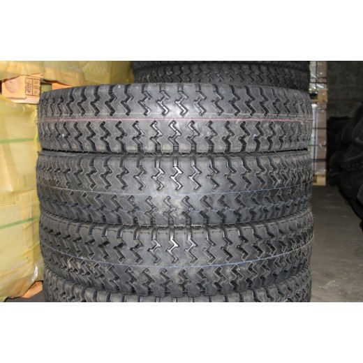 Шинокомплект 8.25R20 Алтайшина 111 122J PR10 TT
